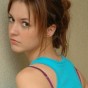 Free Porn Gallery Amy stripes out of her tight jeans